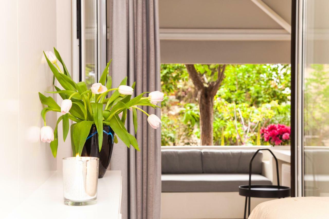 Sweet Suite Flora In Vouliagmeni Athen Exterior foto