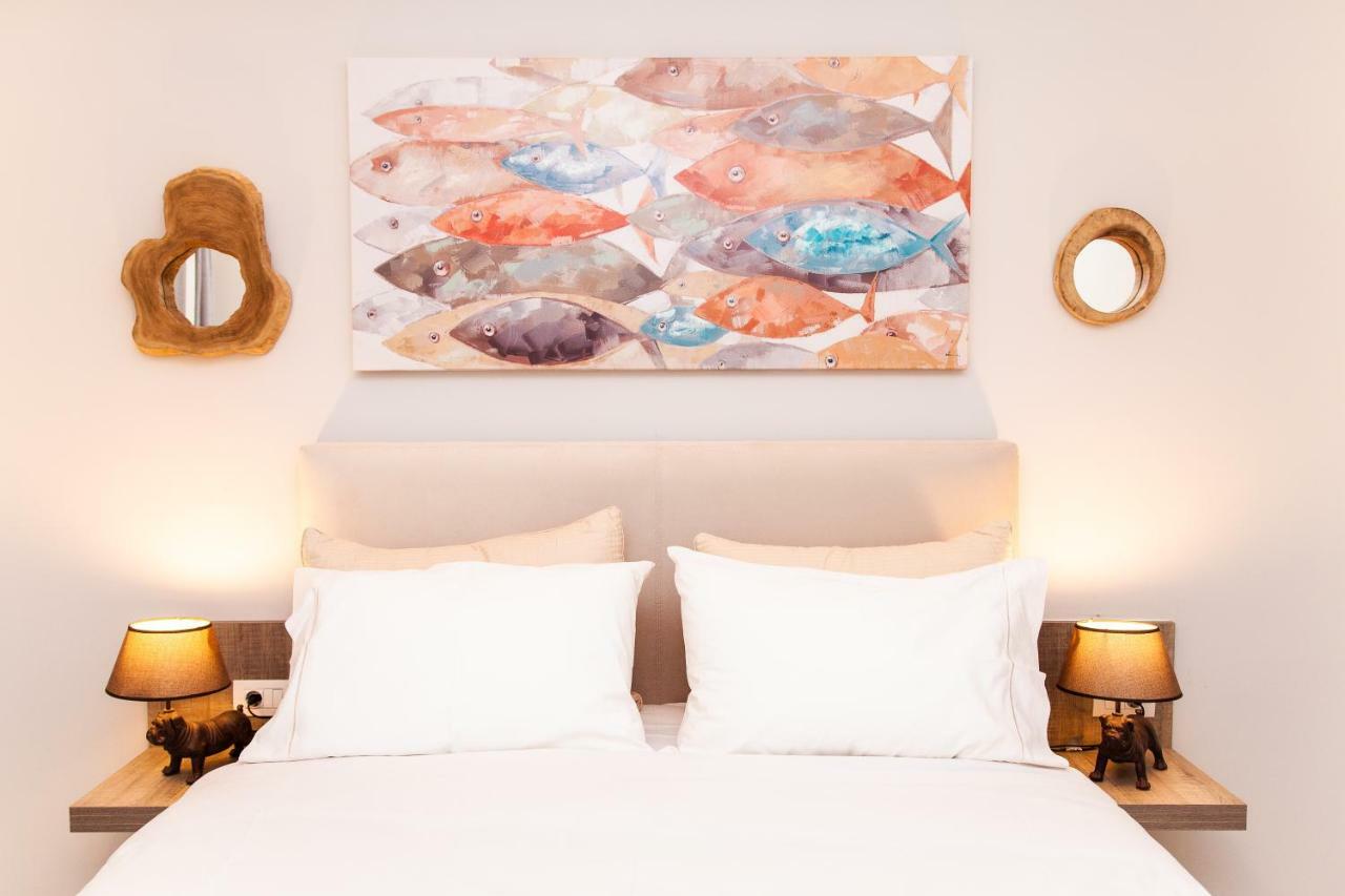 Sweet Suite Flora In Vouliagmeni Athen Exterior foto