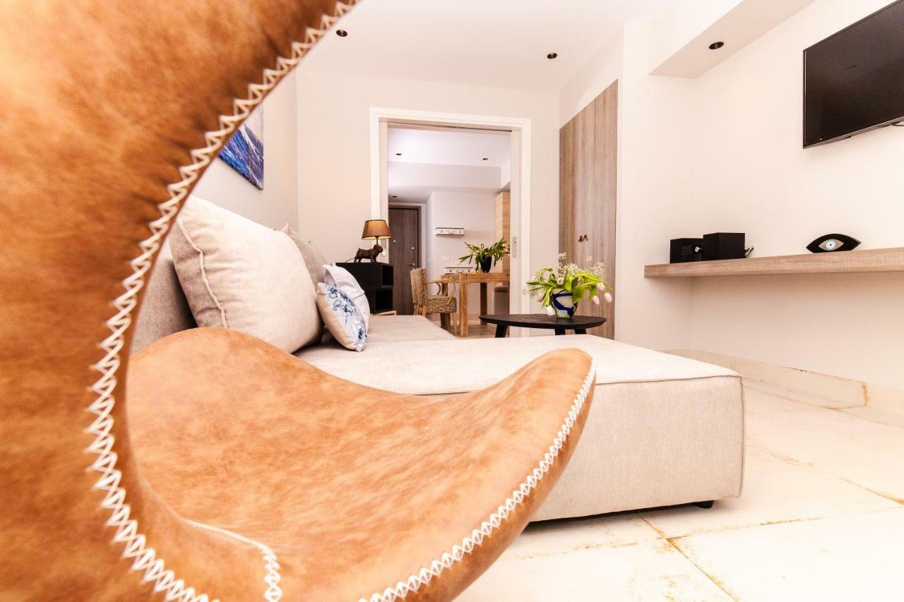 Sweet Suite Flora In Vouliagmeni Athen Exterior foto