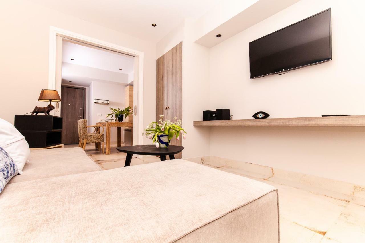 Sweet Suite Flora In Vouliagmeni Athen Exterior foto